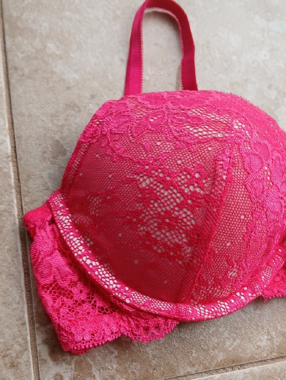 Victoria's Secret Dream Angels 34C Bright Pink Lace Push-Up Bra - Picture 3 of 8